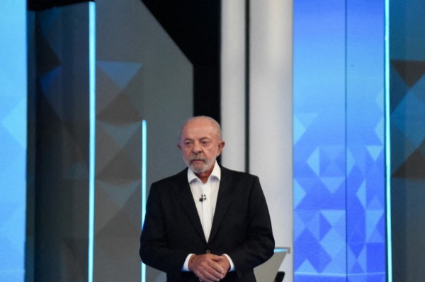 Lula e Flávio debatem tarifa zero para transporte e economia