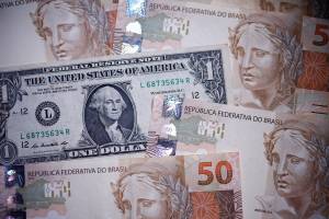 Dólar sobe mais de 10% após reeleição de Lula, ultrapassando R$ 5,50