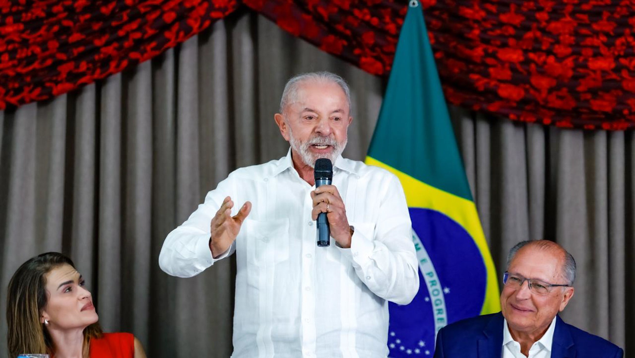 Governo anuncia perdão de dívidas para MEIs a 12 dias do 2º turno das eleições