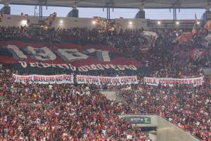 Flamengo e Fluminense se manifestam contra MP das apostas em clássico