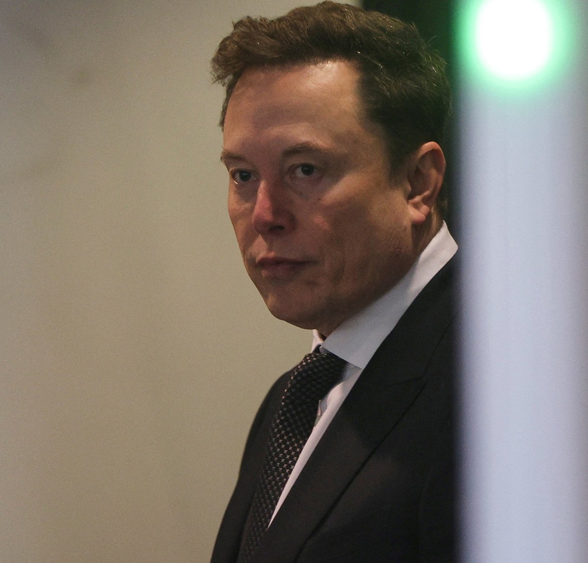 SpaceX capta US$ 40 bilhões em dívida para aquisição de GPUs