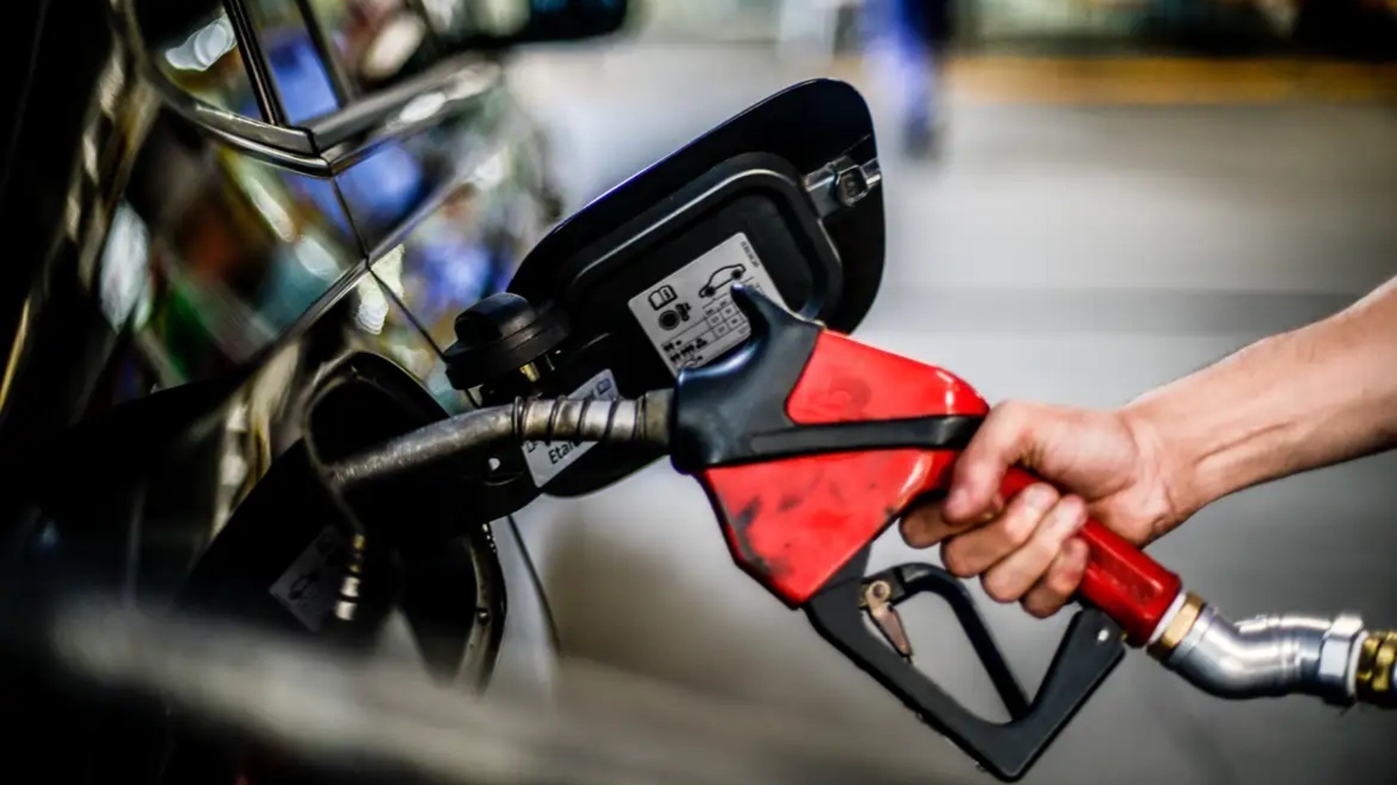Preço do diesel sobe 6,67% e atinge R$ 7,20 por litro no Brasil