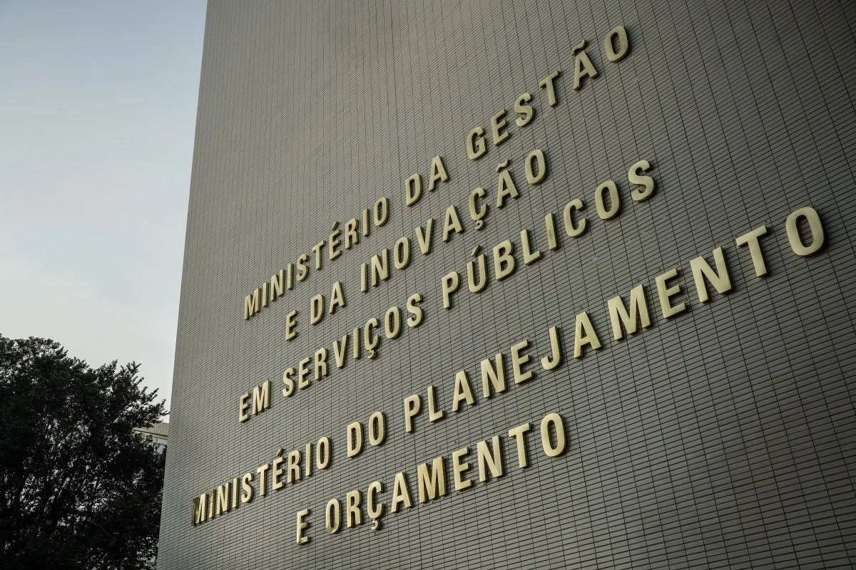 Lula deve remanejar R$ 20 bilhões do Orçamento de 2027